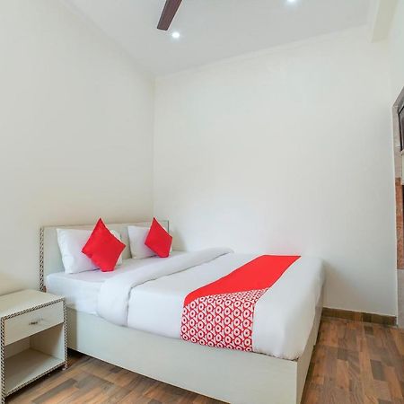 Oyo 67163 Anantham Residency Narendra Nagar Exterior photo