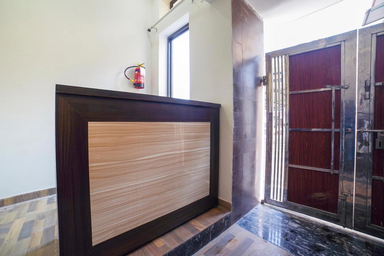 Oyo 67163 Anantham Residency Narendra Nagar Exterior photo